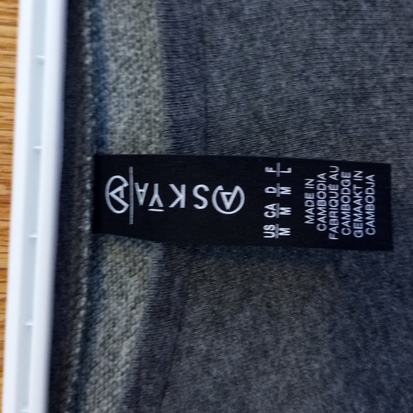 ASKYA French Terry Dress - Picture 4 of 6